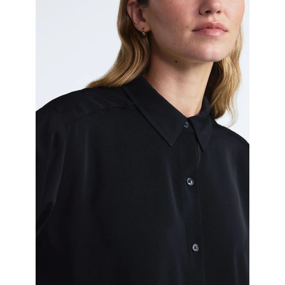 Scoop Women’s and Women’s Plus Relaxed Fit Button Front Shirt, Size XXL(20) - Picture 4 of 5